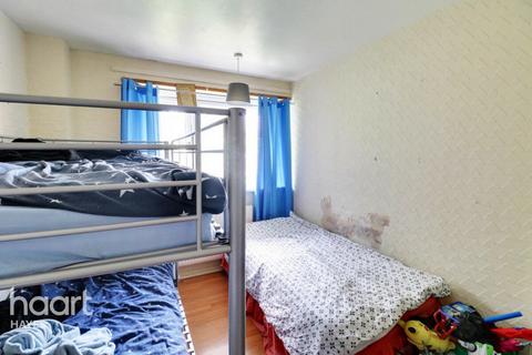 undefined, Dunedin Way, Hayes