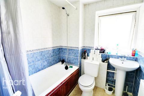 undefined, Dunedin Way, Hayes