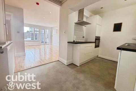 undefined, AVAILABLE WITH NO DEPOSIT London Road Portsmouth PO2