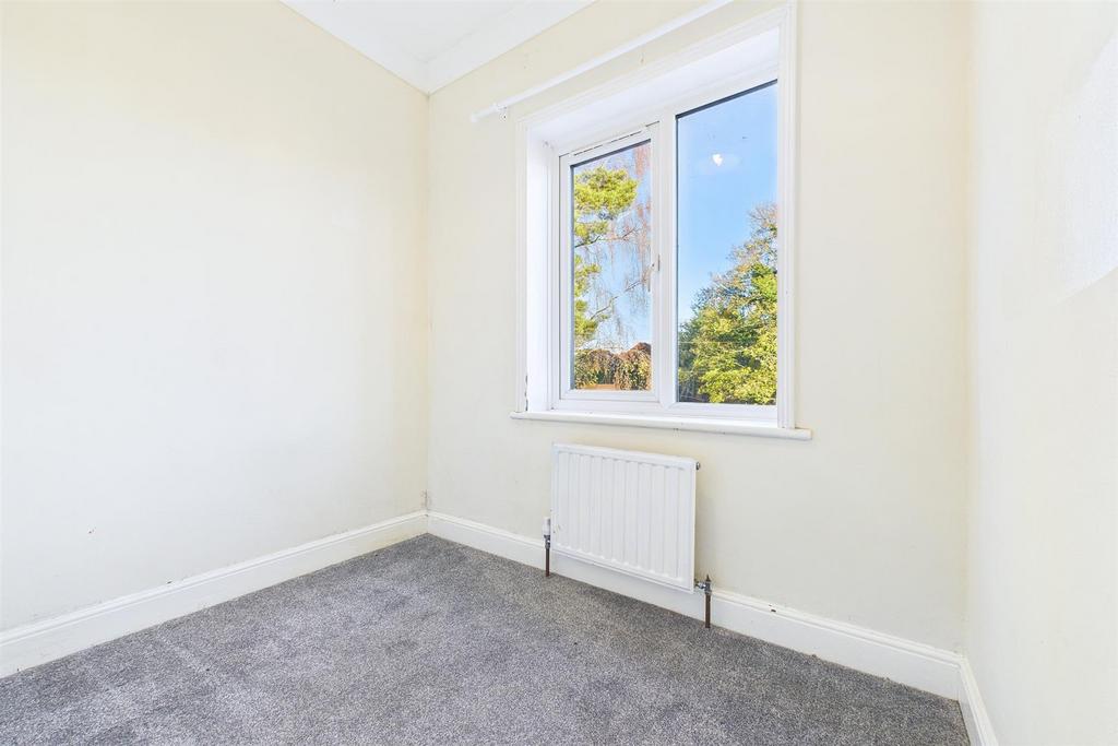Bedroom 3.jpg