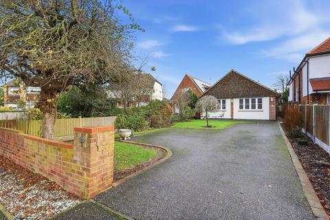 undefined, Rosslyn Road, Billericay, CM12