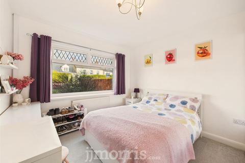 undefined, Maesglas, Cardigan