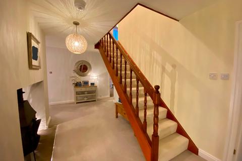 4 bedroom detached house for sale, Ferry Lane, Woodmansey, Beverley, East Riding of Yorkshi, HU17