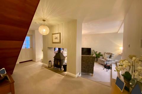 4 bedroom detached house for sale, Ferry Lane, Woodmansey, Beverley, East Riding of Yorkshi, HU17