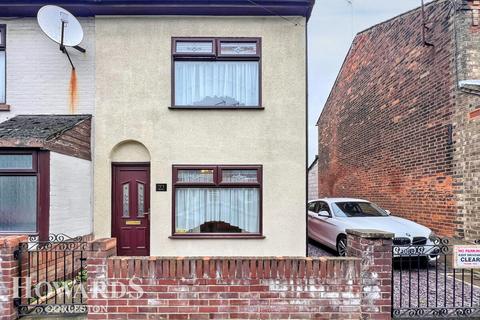 3 bedroom end of terrace house for sale, Trafalgar Road West, Gorleston