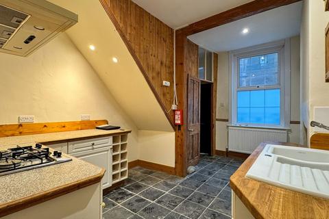 undefined, East Cliff, Dover CT16