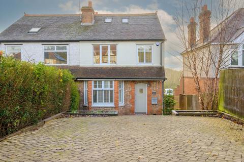 undefined, Henley Road, Reading RG4