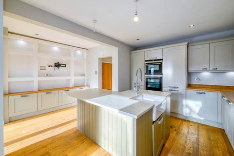undefined, Henley Road, Reading RG4