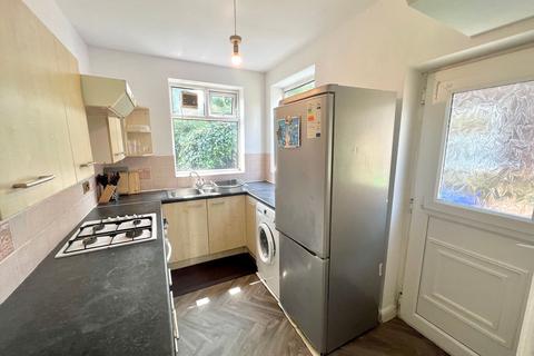 4 bedroom semi-detached house to rent, Parkville Road, Manchester, M20