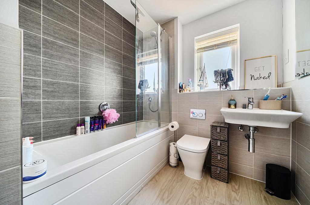 1387888-4-69394e2...