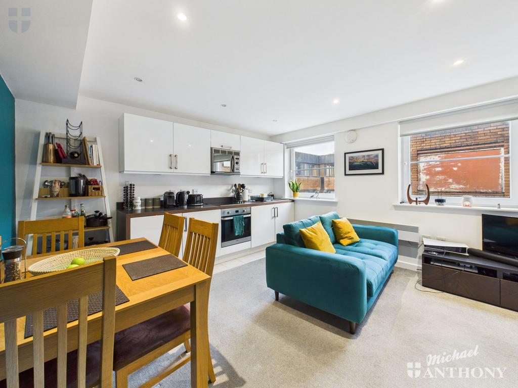 576c14c03dc54b66b09cbe897006617e 80 CAM03852 G0-PR0