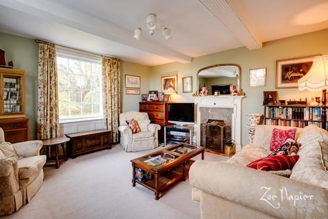 6 bedroom detached house for sale, Beaumont