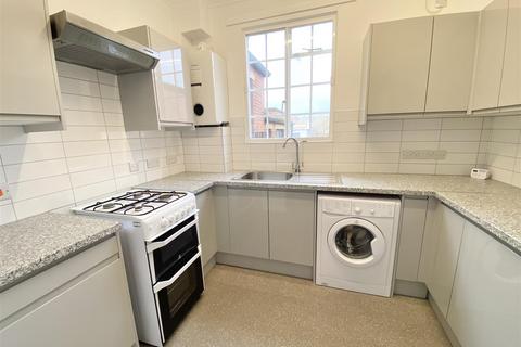 undefined, Wood Street, Barnet EN5