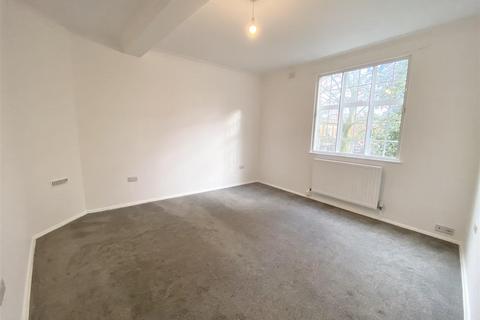 undefined, Wood Street, Barnet EN5