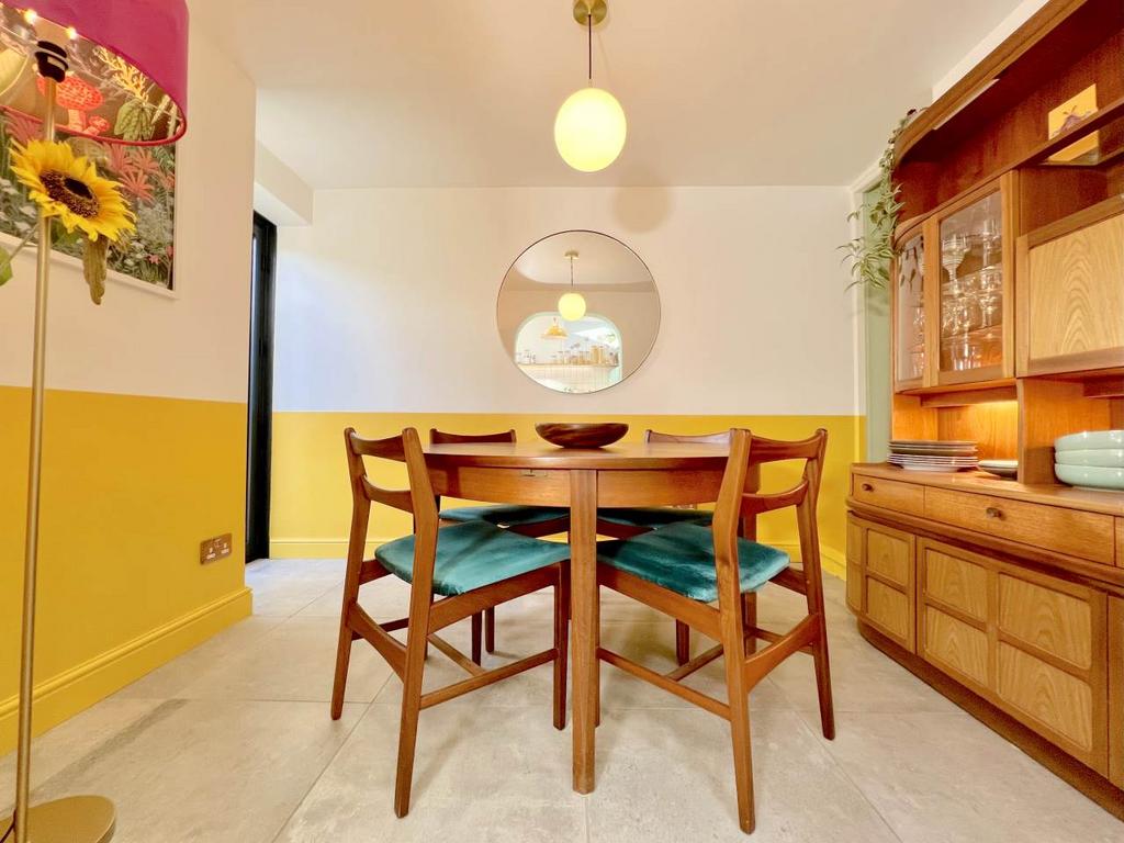 Dining room 1