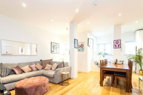 undefined, Babik Court, 132 Shacklewell Lane, Hackney, E8