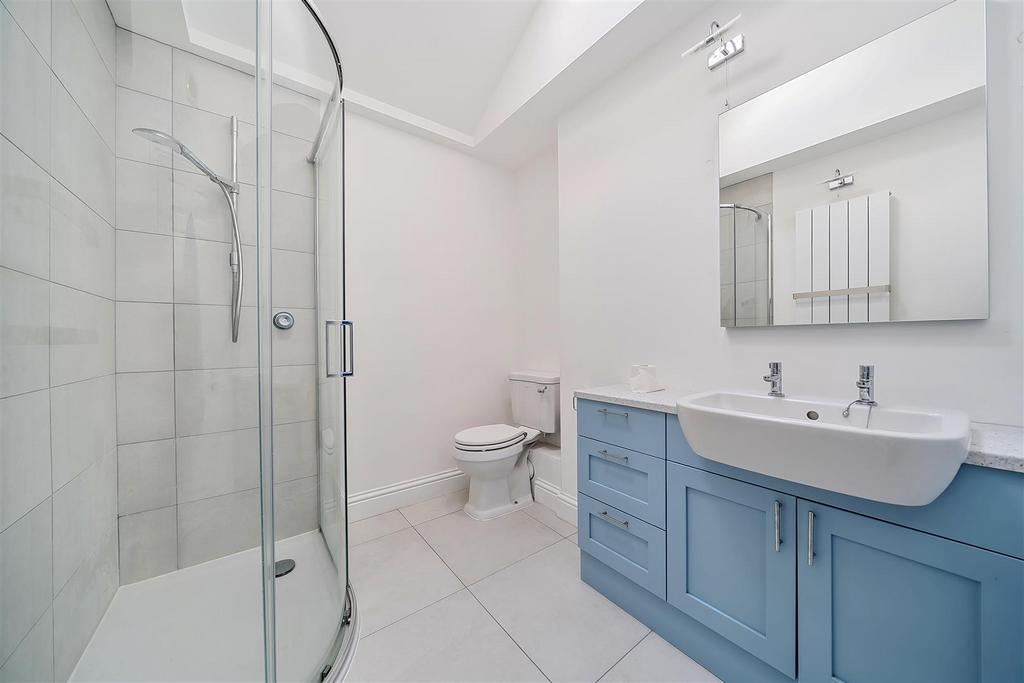 Family Shower Room