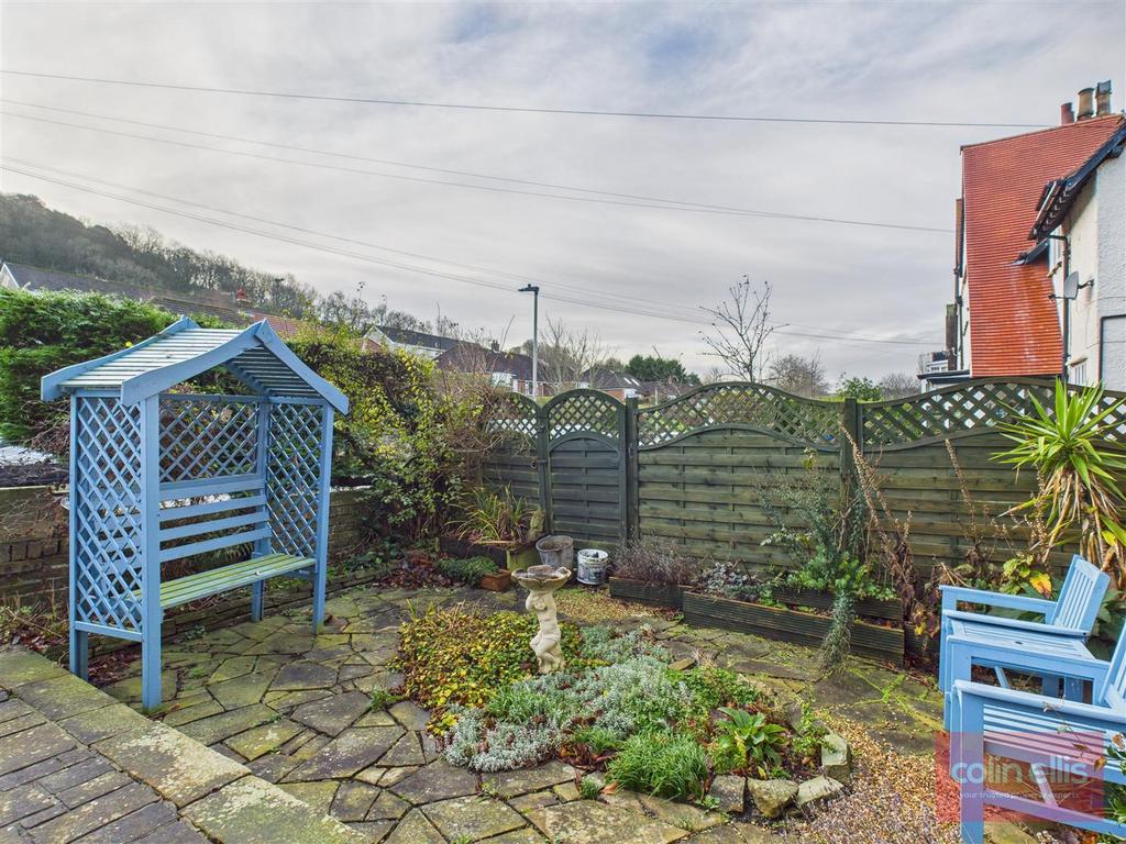 CAM05075 G0-PR0250-STILL016.jpg