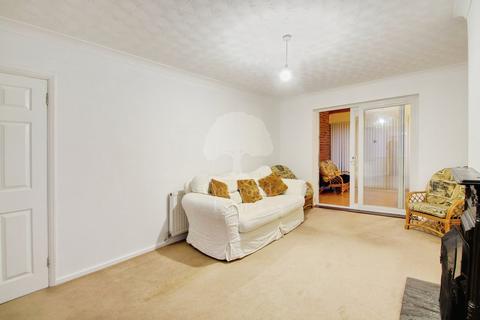undefined, Fairfield Avenue, Slough SL3