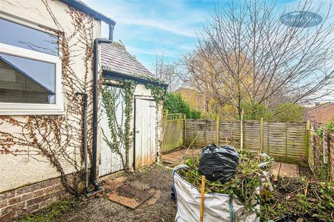 4 bedroom semi-detached house for sale, Tasker Road, Crookes, Sheffield