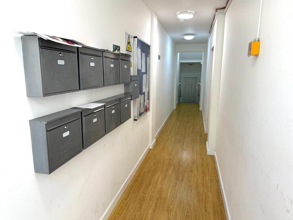 Communal hallway.jpg