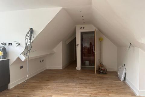 undefined, Bath Road, Reading RG10