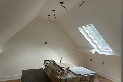 undefined, Bath Road, Reading RG10