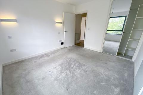 1 bedroom apartment for sale, Royal Crescent Road, Southampton SO14