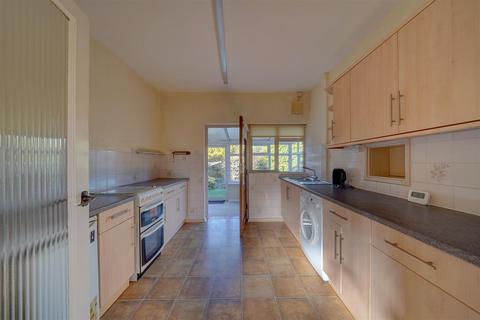 3 bedroom detached house for sale, 31 Hazelwood Close, Kidderminster