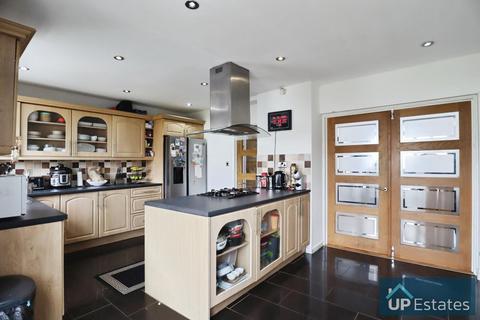 undefined, Hipswell Highway, Wyken, Coventry