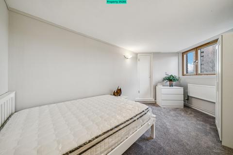 undefined, Upper Whistler Walk, World's End Estate, London, SW10 0ER