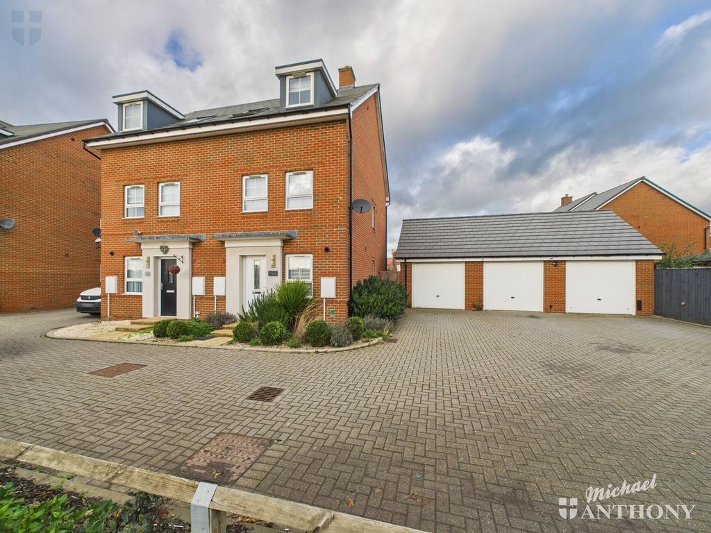 8e2fb2b3ba974d81b8f2c9f7d189e138 80 CAM03218 G0-PR0