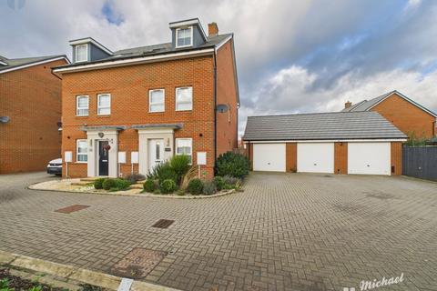 3 bedroom semi-detached house for sale, Nutmeg Close, Kingsbrook, Aylesbury, Buckinghamshire
