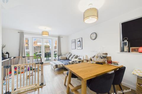 3 bedroom semi-detached house for sale, Nutmeg Close, Kingsbrook, Aylesbury, Buckinghamshire