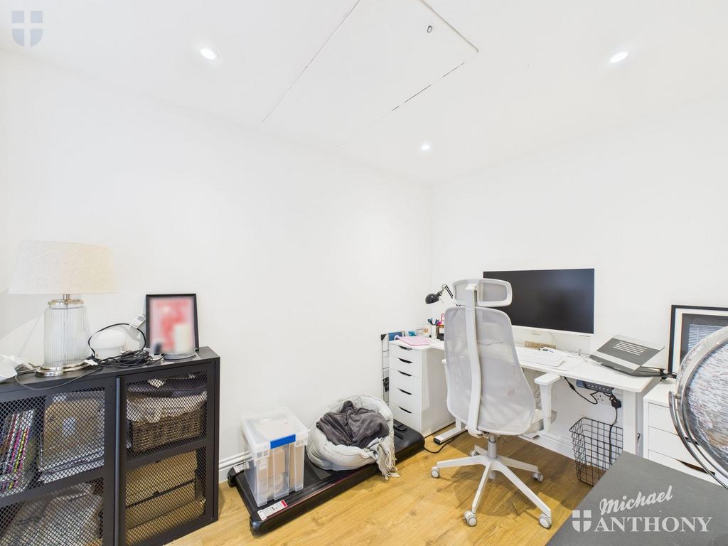 F3e3023ee74e4da1b8e9712858e6aa30 80 CAM03218 G0-PR0