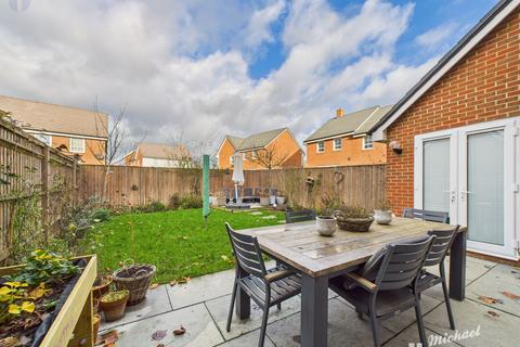 3 bedroom semi-detached house for sale, Nutmeg Close, Kingsbrook, Aylesbury, Buckinghamshire
