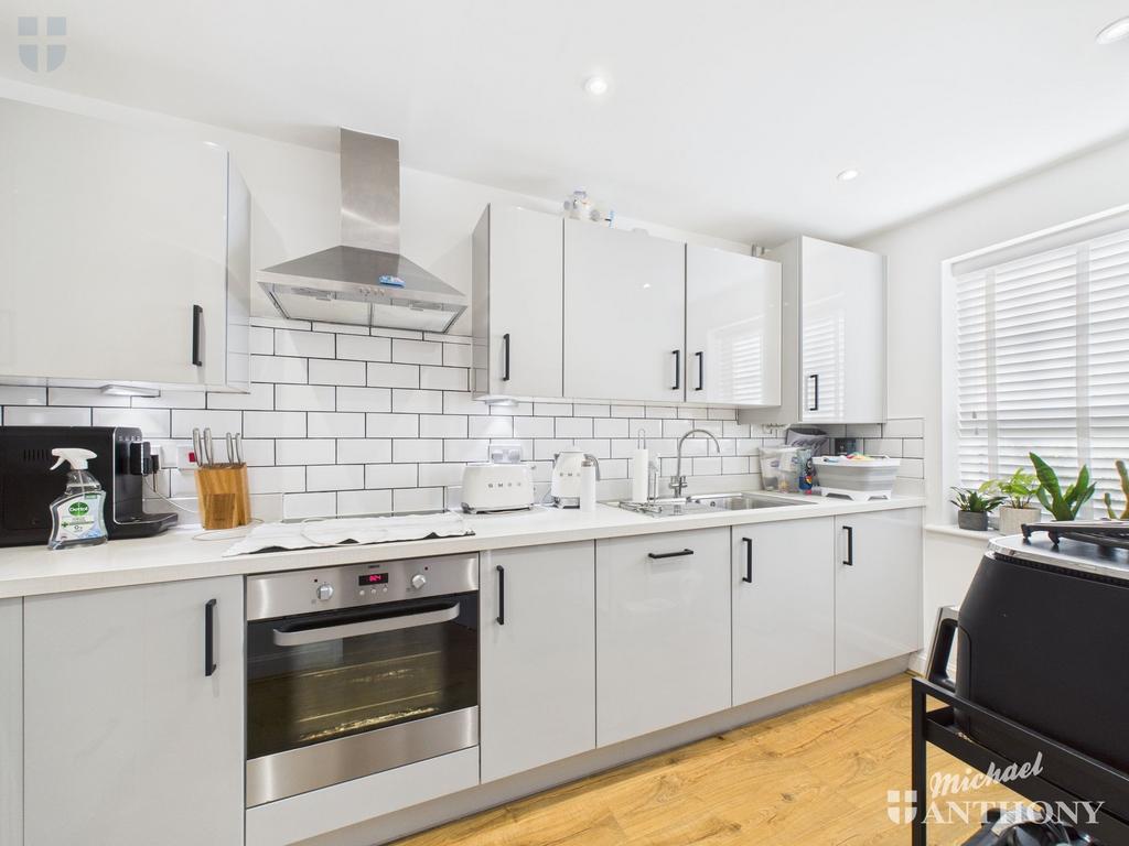 54f0c0b40732443a920cd8546e3dfff9 80 CAM03218 G0-PR0