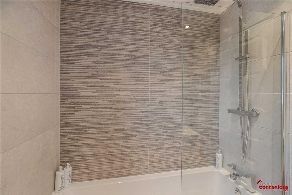 Bathroom (2)