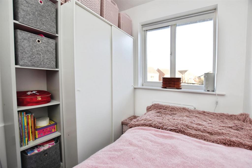 8694618a-bed 203 20b.JPG