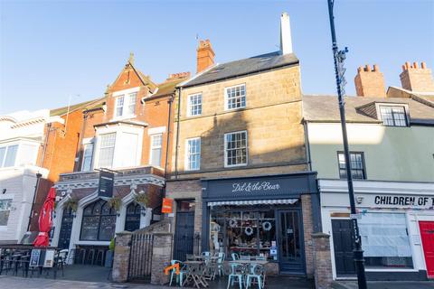 undefined, Front Street, Tynemouth, North Shields