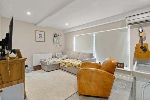 undefined, Beacon Road, East Sussex TN6