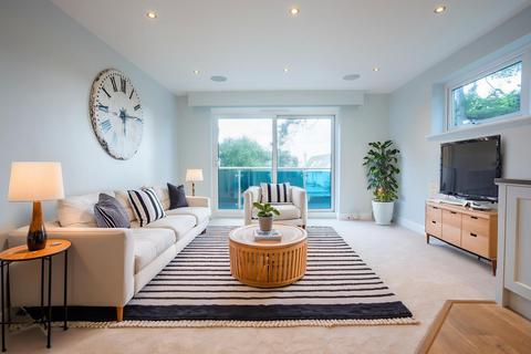 2 bedroom apartment for sale, Banks Road, Sandbanks, Poole, Dorset, BH13