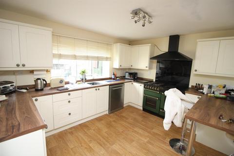 undefined, Swan Grove, Chappel