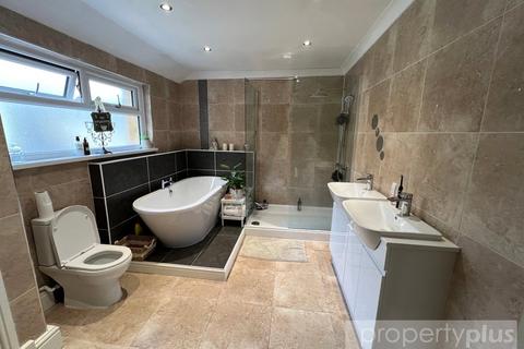 undefined, Stuart Street, Treorchy, Rhondda Cynon Taff, CF42