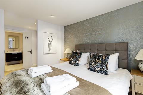 undefined, Inver Court, Queensway, London W2