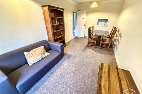 6 bedroom terraced house for sale, Baverstock Road, Poole, BH12 5