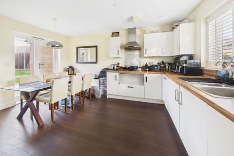 undefined, Kingcup Avenue, Hemel Hempstead, HP2