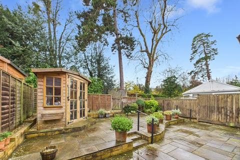 undefined, Lovedays Mead, Stroud, Gloucestershire, GL5