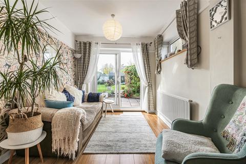 undefined, Mayfield Drive, Caversham, Reading