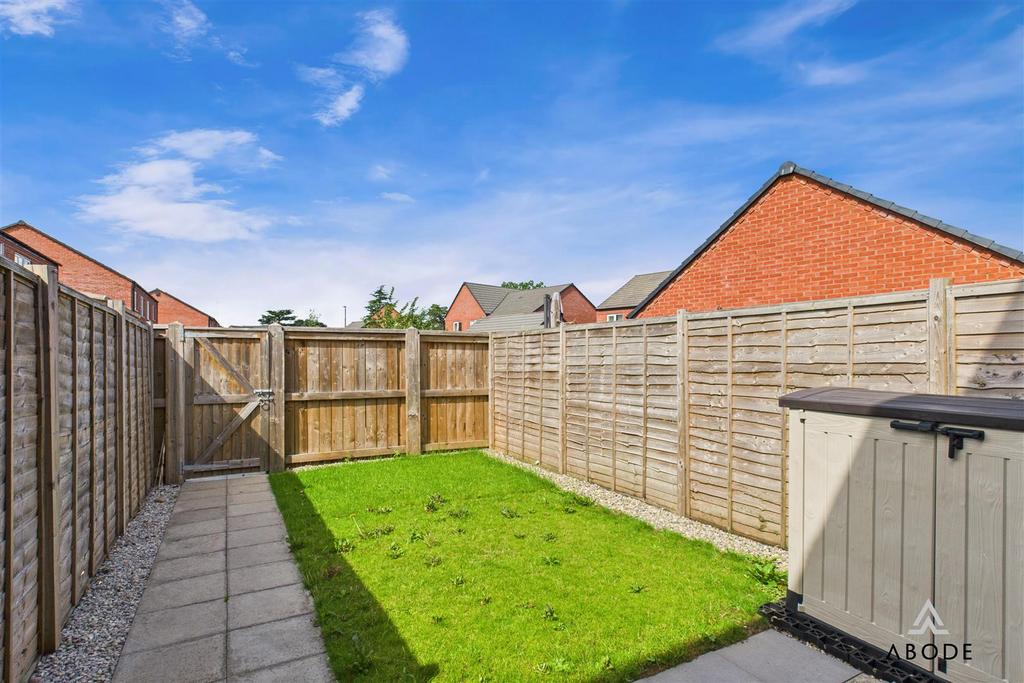 CAM03473 G0-PR0426-STILL005.jpg